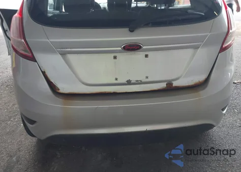 2014 Ford Fiesta S z USA, uszkodzony, nr VIN 3FADP4TJ1EM113684